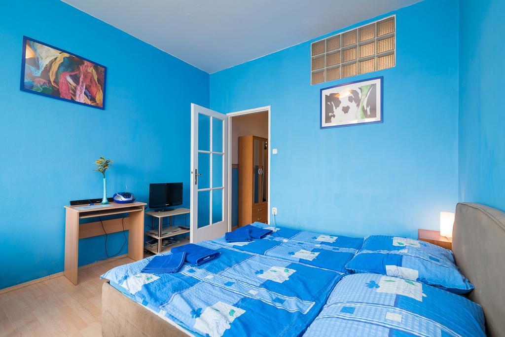 Apartment Prague Central Bagian luar foto